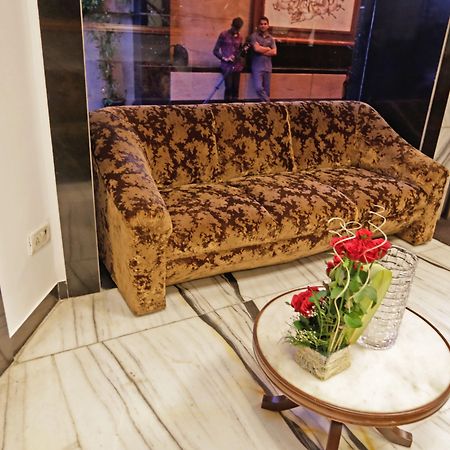 Hotel Metro Palace Bombay Extérieur photo