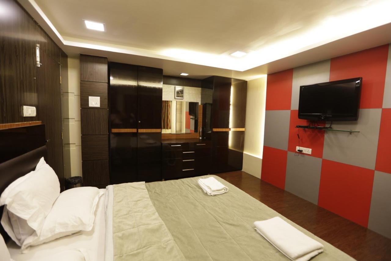 Hotel Metro Palace Bombay Extérieur photo