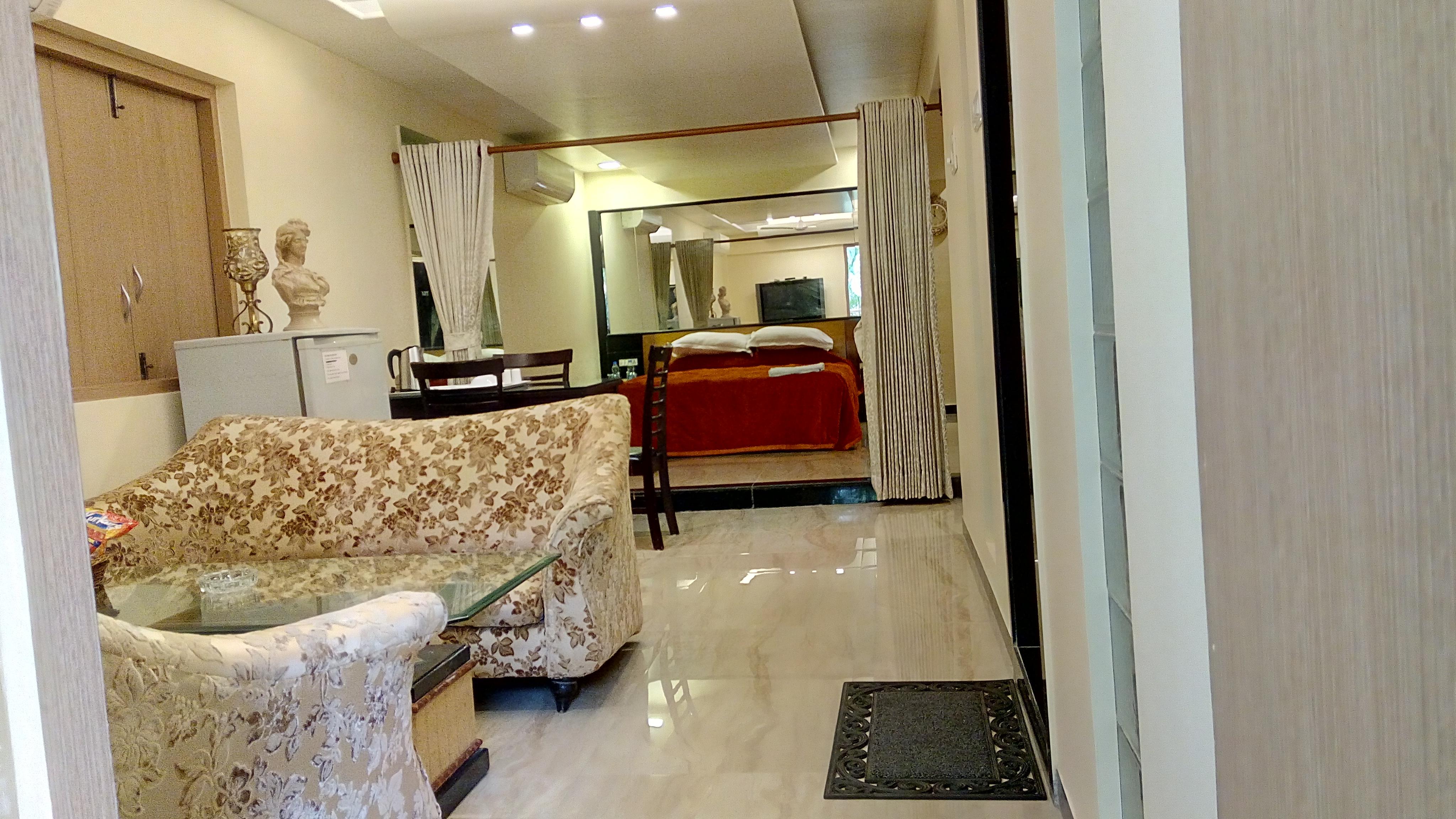 Hotel Metro Palace Bombay Extérieur photo
